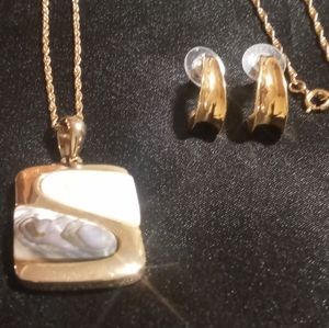 Lia Sophia necklace 24 inches long.half hoop concave earrings gold tone